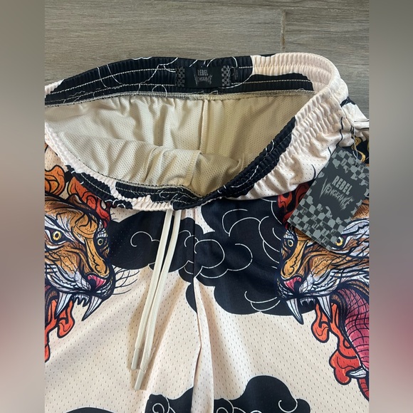 Rebel Vengeance Men's Graphic Multicolor
Print Short - Picture 4 of 9